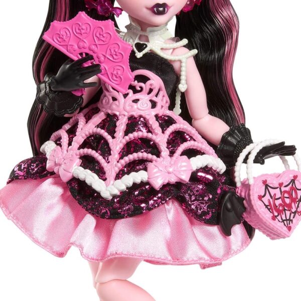 Monster High Scary Sweet Birthday Doll, Draculaura in Pink Party Dress - Image 7