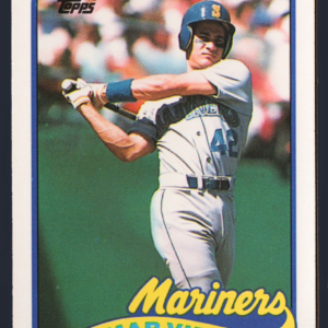Vintage 1989 Topps Traded #122T - Omar Vizquel RC - HOF Caliber Career Mariners