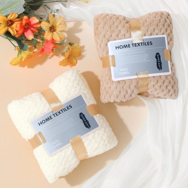 Affordable Housewarming Gift Basket for New Homeowners – 11PCS Set - Image 4