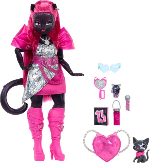 Monster High Catty Noir Doll with Pet Cat Amulette and Accessories - Image 5